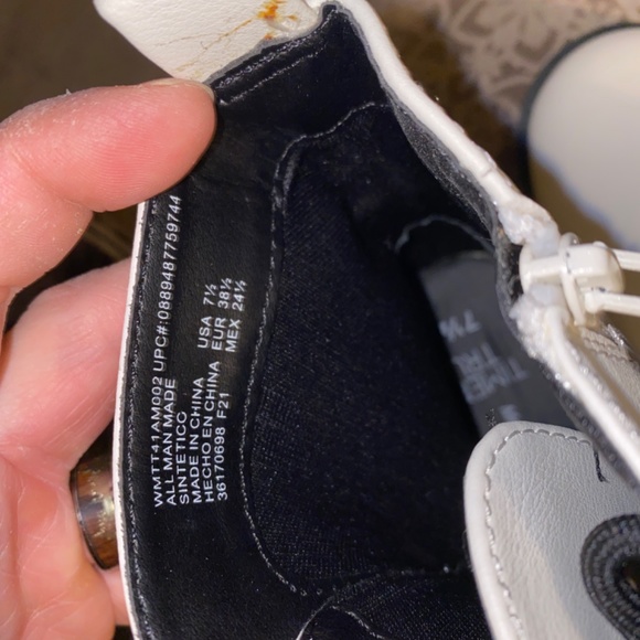 NWT TIME AND TRU WOMENS LUG BOOT 7.5 - Picture 7 of 7